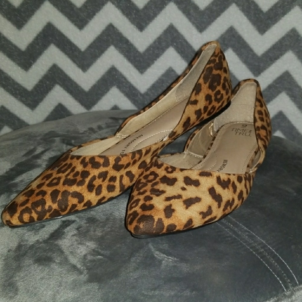 Time and Tru Leopard Flats